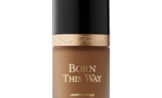 Too Faced Born To Glow Foundation