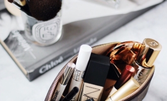 What's In My Makeup bag